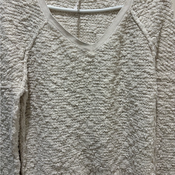 Free People Boho Boucle Knit Cream Songbird V-Neck Sweater Women’s Sz Sm - Picture 4 of 9